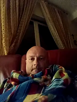 Alexis Bull online show from 04-06-26, 10:22