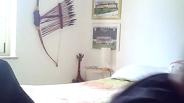 Alexis Bull online show from 05-19-26, 01:28
