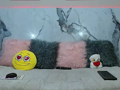 Snapshot of adajonnes chatting on 05-12-26, 02:14 adajonnes online show from 05-12-26, 02:14