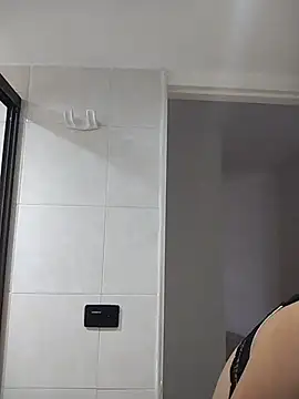 Snapshot of carlafox05 chatting on 02-02-26, 10:19 carlafox05 online show from 02-02-26, 10:19