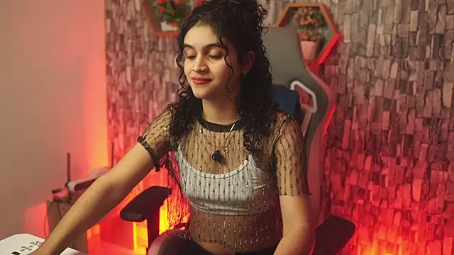 bonniie 98  online show from 04-04-26, 01:48