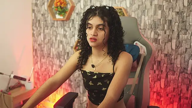 bonniie 98  online show from 04-07-26, 07:03