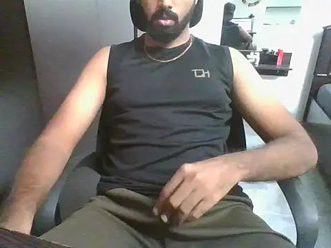 lovelyakash69 online show from 06-02-26, 05:20