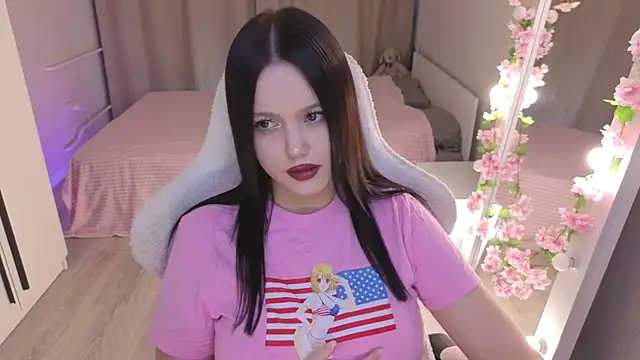 Betty  Davvis online show from 01-08-26, 01:13