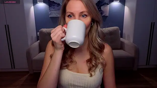 MelanieBennett online show from 04-11-26, 07:45