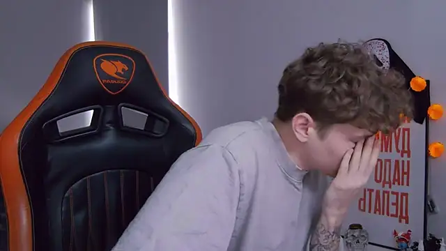 DanyDavis online show from 11-02-25, 09:22