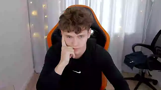 DanyDavis online show from 04-10-26, 08:52