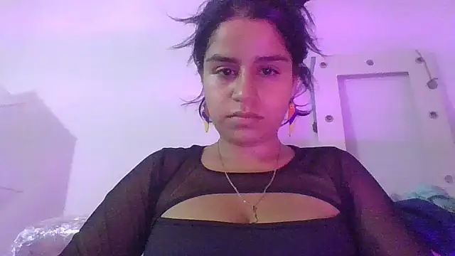 Snapshot of MeliSweet chatting on 06-27-26, 03:17 MeliSweet online show from 06-27-26, 03:17