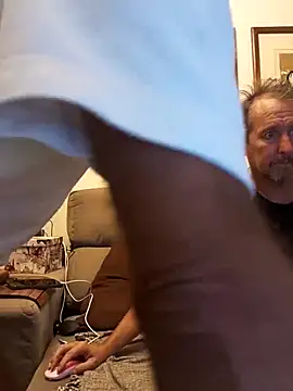 Snapshot of CasalcwBR chatting on 04-10-26, 10:58 CasalcwBR online show from 04-10-26, 10:58