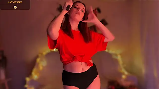 Snapshot of TheMargieDorene chatting on 10-29-25, 09:16 TheMargieDorene online show from 10-29-25, 09:16