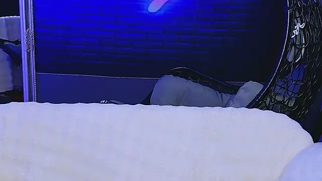 AlessiaCroft online show from 04-01-26, 04:13