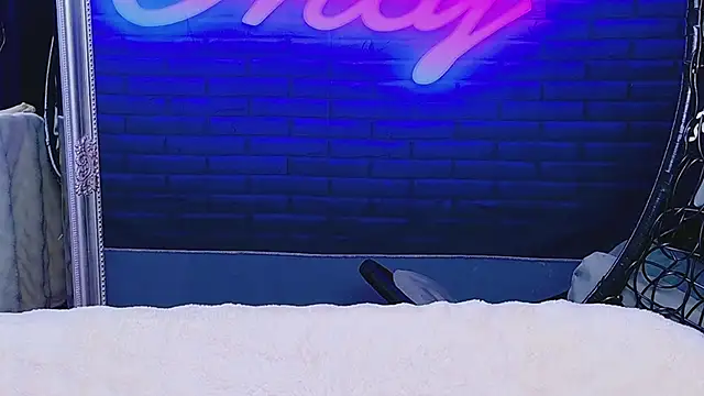 Snapshot of AlessiaCroft chatting on 05-31-26, 04:09 AlessiaCroft online show from 05-31-26, 04:09