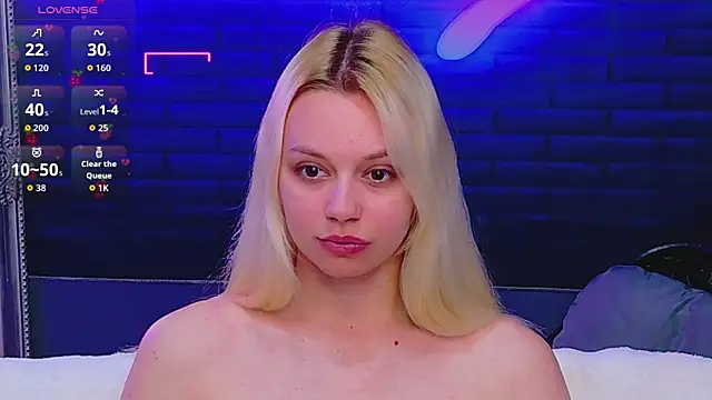 Snapshot of AlessiaCroft chatting on 06-07-26, 04:05 AlessiaCroft online show from 06-07-26, 04:05