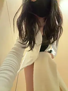 Snapshot of AiBanana chatting on 01-17-26, 05:16 AiBanana online show from 01-17-26, 05:16