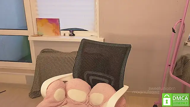 sweetuniporn online show from 12-01-25, 08:08