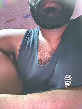 UrbanUtopia online show from 11-18-25, 04:44