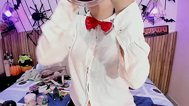 AlissaJoness online show from 10-25-25, 11:40