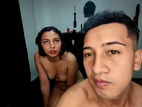 Snapshot of Hotsubmissive chatting on 03-22-25, 05:31 Hotsubmissive online show from 03-22-25, 05:31