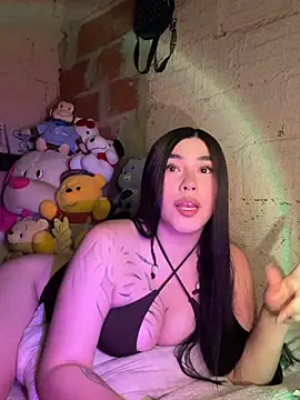 Snapshot of Hell_luna chatting on 06-12-26, 05:06 Hell luna online show from 06-12-26, 05:06