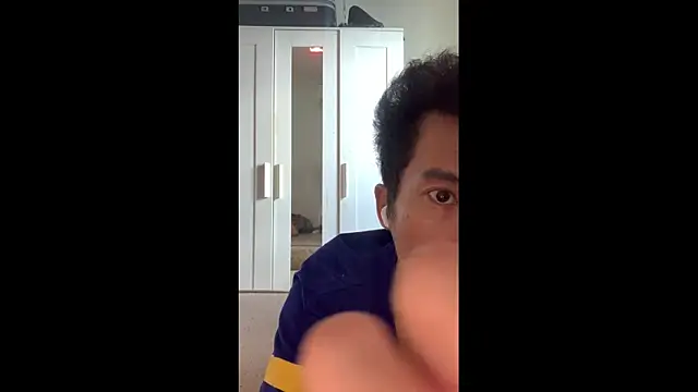 Snapshot of 3Toming chatting on 10-19-25, 05:41 3Toming online show from 10-19-25, 05:41