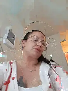 Snapshot of kinkikatie69 chatting on 09-21-25, 12:12 kinkikatie69 online show from 09-21-25, 12:12