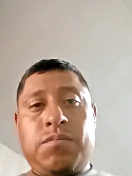 Snapshot of luuiss12 chatting on 09-23-25, 05:16 luuiss12 online show from 09-23-25, 05:16