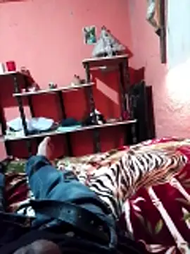 luuiss12 online show from 02-18-26, 09:22