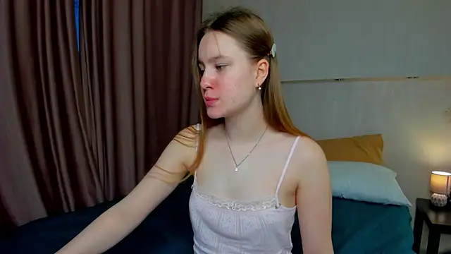 Candy Cansew online show from 09-25-25, 12:03