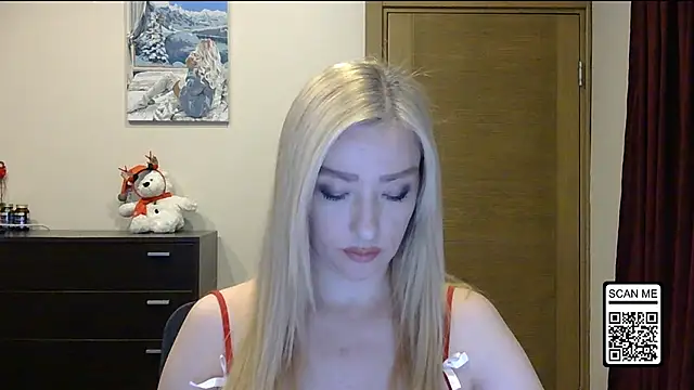 Wild Silk Desire online show from 12-19-25, 04:14