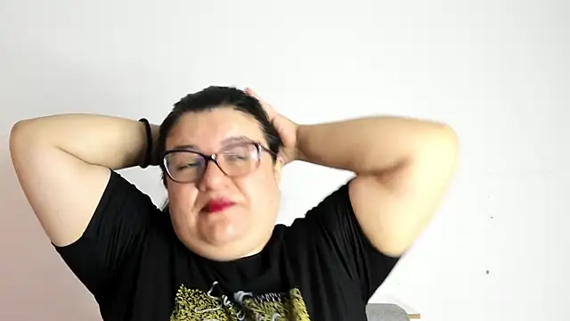 Snapshot of mystery_psique chatting on 07-17-26, 03:18 mystery psique online show from 07-17-26, 03:18