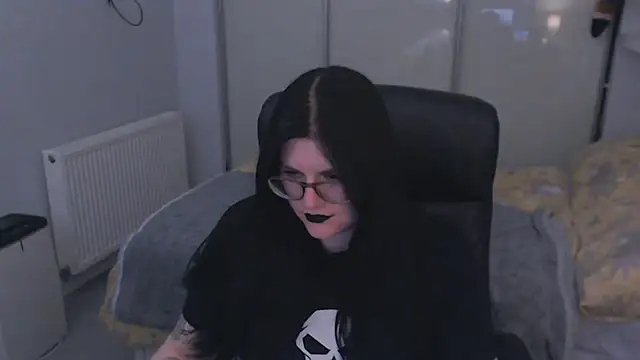 Snapshot of GothSuccubusBabe chatting on 07-12-26, 01:18 GothSuccubusBabe online show from 07-12-26, 01:18