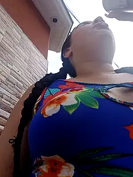 hotCOUPLEPETRA online show from 04-27-26, 05:55