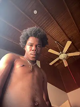 Snapshot of simp699999 chatting on 03-21-25, 07:02 simp699999 online show from 03-21-25, 07:02