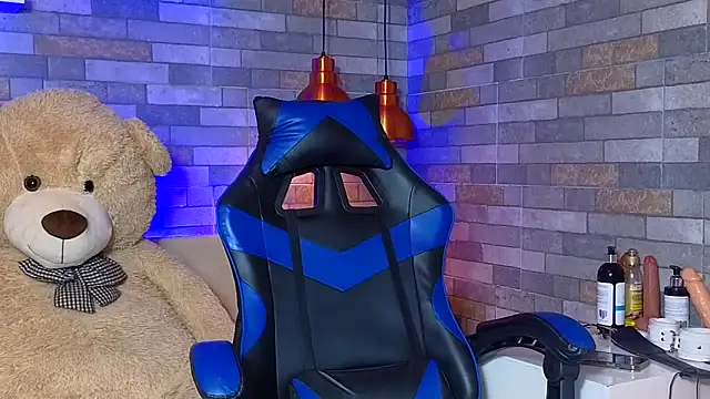 DixyPalmer online show from 03-25-26, 07:20