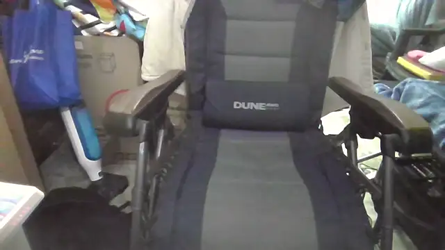 Lovyourpuss online show from 04-18-26, 11:58