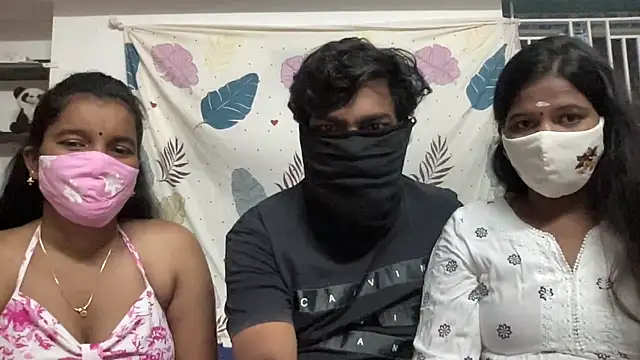 Snapshot of Tamil_india_couples_ chatting on 07-17-26, 07:08 Tamil india couples online show from 07-17-26, 07:08