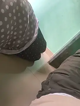 sex yboy00 online show from 10-28-25, 10:30