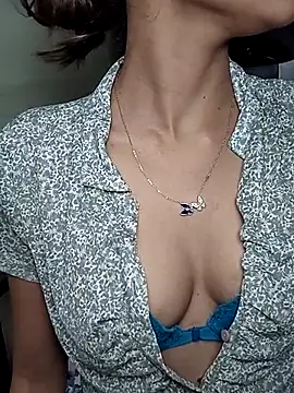 Isha Sax online show from 02-12-26, 11:49