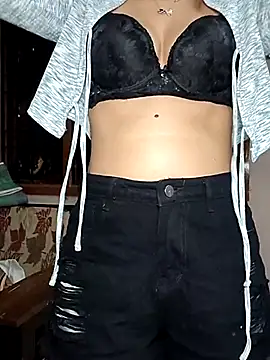 Isha Sax online show from 02-21-26, 05:58