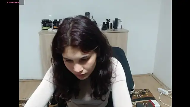 Snapshot of MalloryMyers chatting on 09-16-25, 07:37 MalloryMyers online show from 09-16-25, 07:37