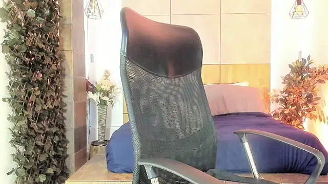 Snapshot of MarcusBlack_ chatting on 05-07-26, 11:26 MarcusBlack online show from 05-07-26, 11:26