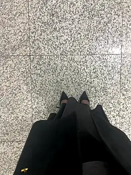 xiaoyuan01 online show from 09-24-25, 01:42