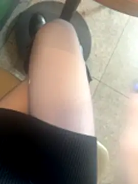 xiaoyuan01 online show from 12-15-25, 02:05