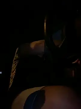 Snapshot of uto857 chatting on 11-08-25, 04:01 uto857 online show from 11-08-25, 04:01