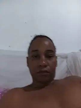 Snapshot of EbonyHorrny chatting on 05-26-26, 02:13 EbonyHorrny online show from 05-26-26, 02:13