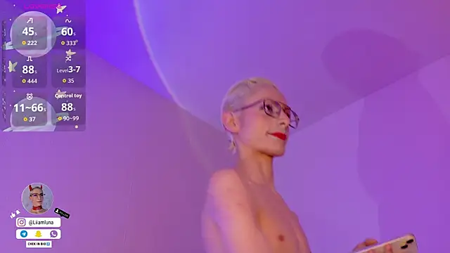 Snapshot of liiamluna_ chatting on 05-13-26, 11:07 liiamluna online show from 05-13-26, 11:07
