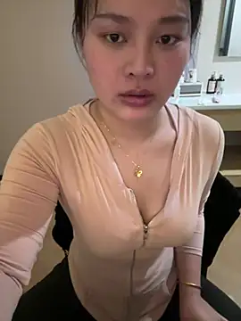 chenyu0308 online show from 05-10-26, 05:23