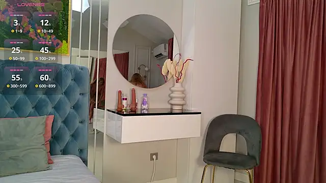 Snapshot of SiennaPierce chatting on 06-04-26, 11:27 SiennaPierce online show from 06-04-26, 11:27