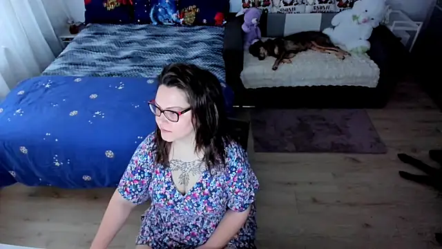 Squirt Kimm online show from 11-28-25, 10:18