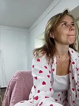 YOURLIKAA online show from 09-23-25, 04:48